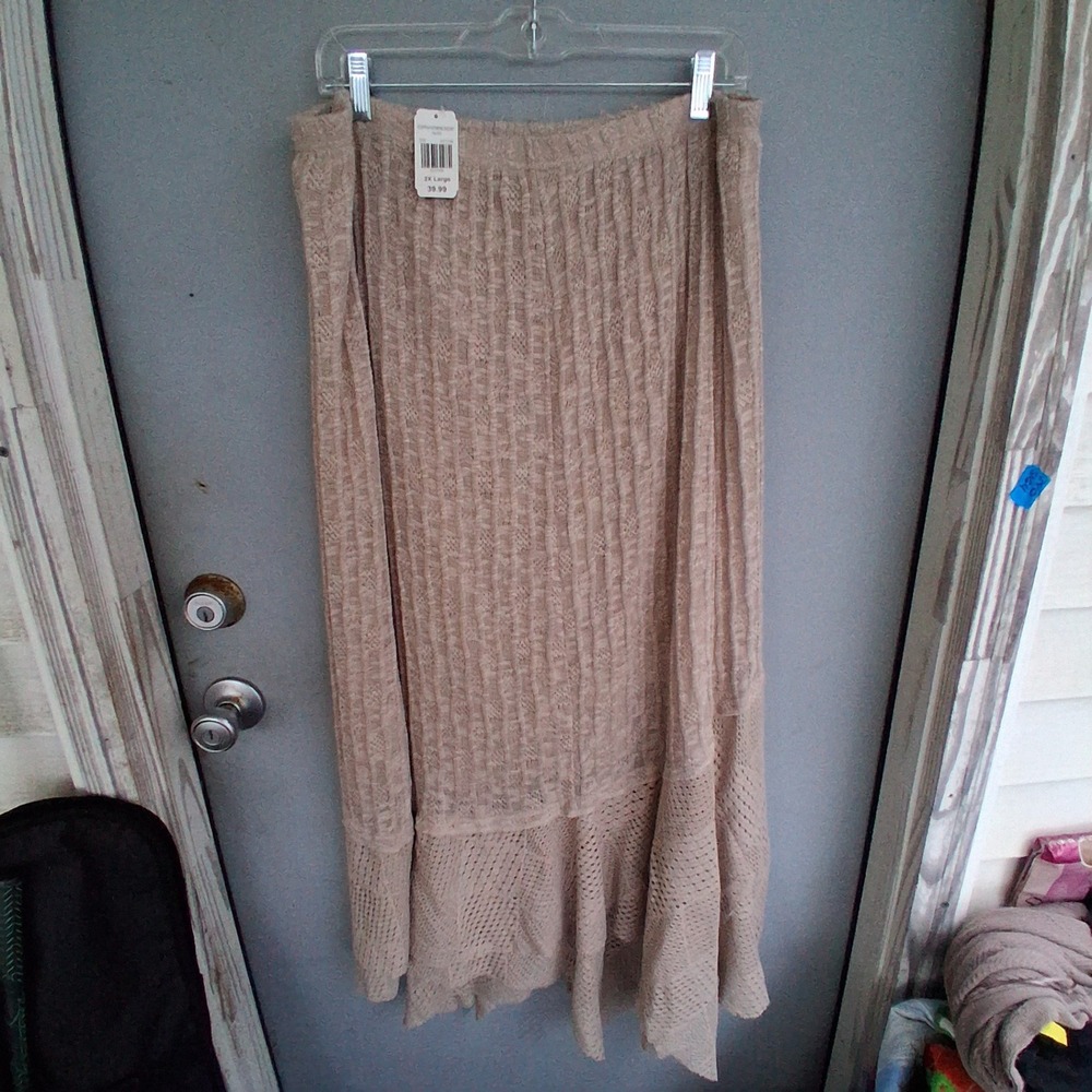 NWT Boho Hippie Festival Crochet Knit Maxi Skirt 2X Handkerchief Hem